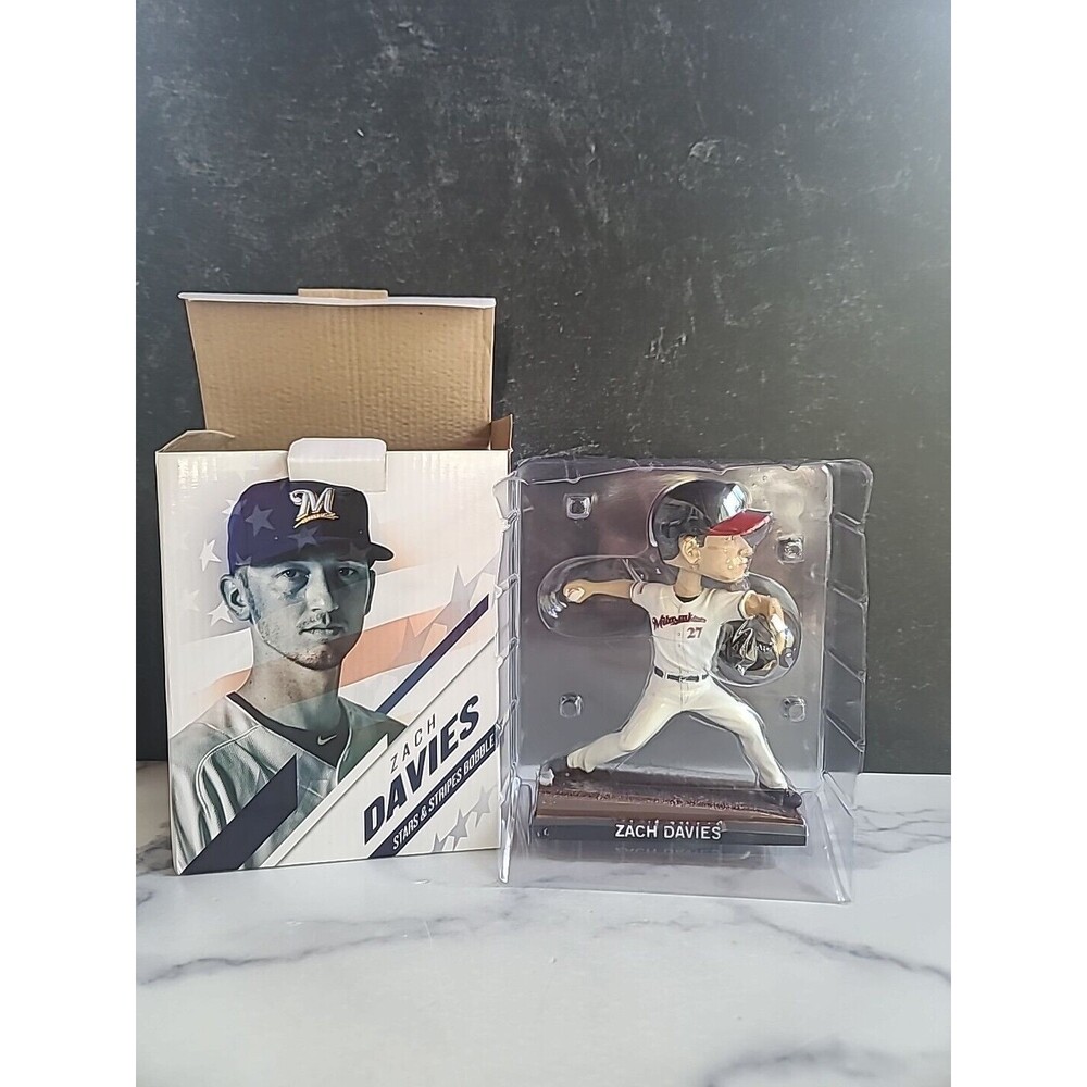 MILWAUKEE BREWERS ZACH DAVIES STARS AND STRIPES BOBBLE HEAD PITCHER #27- 2017